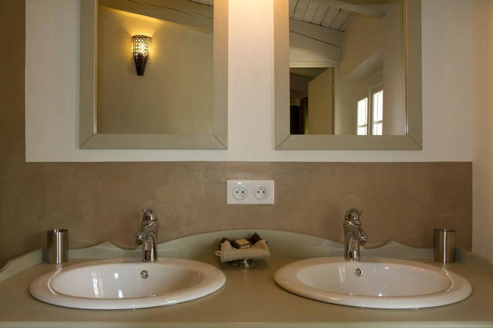 Domaine De La Pomme Hotel Trets Zewnętrze zdjęcie